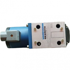 Válvula direcional REXROTH 4WE10 C10/LG24NZ4 usada