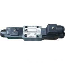 Válvula direcional REXROTH 4WE6L51/AG24NZ4 seminova