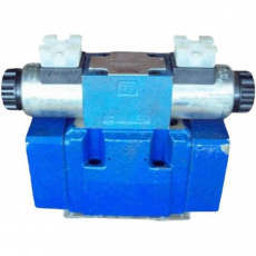 Válvula direcional REXROTH 4WEH10U45 6EG24N9EK4 seminova