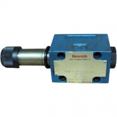 Válvula direcional 3WE6A61/EW220N9K4 - REXROTH usada