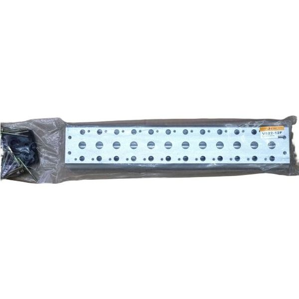 EMC <br/>
V522-12F