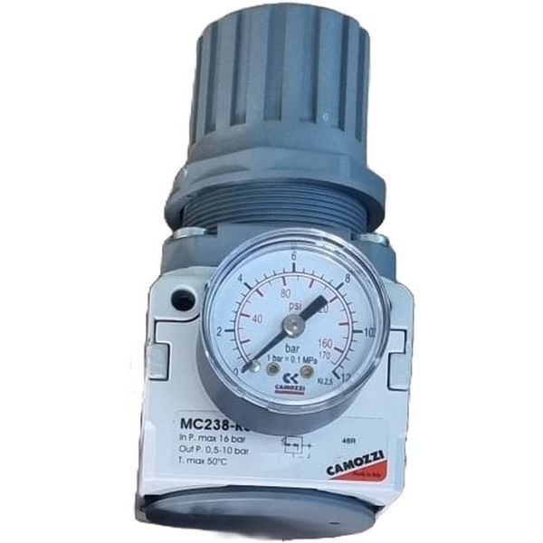Série MC, tamanho G3/8, materiais zama / bronze / NBR / tecnopolímero, fluido ar comprimido, com man&ocirc;metro