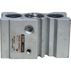 Cilindro pneumático MGQL20-KRP0020-1 - SMC usado