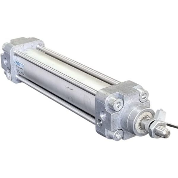 Cilindro pneumático de dupla ação, 32x125mm, ISO 15552, conexão de G1/8, PPV, pressão de 12bar - FESTO seminovo