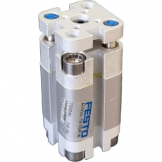 Cilindro pneumático ADVUL-12-15-P-A 156846 - FESTO