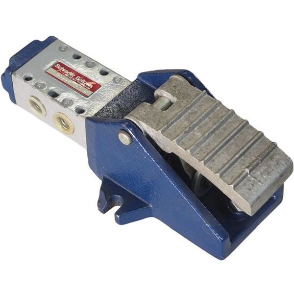configuração 5 vias / 2 posições, conexão pilotagem 1/8npt, conexão utilização 1/4npt, acionamento pedal / retorno mola, fluidos ar comprimido / óleo / gases não corrosivos
