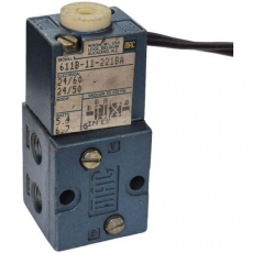 Válvula pneumática 611B-11-221BA - MAC seminova