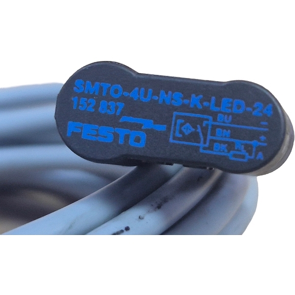 formato U, opera em 10-30VDC,200mA, com LED indicativo, saída NPN NA (normalmente aberta), 