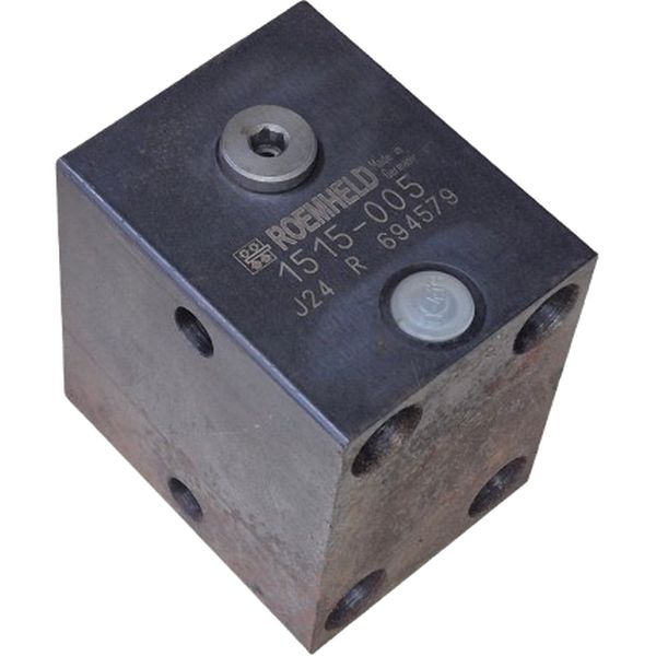 J24 R 694579