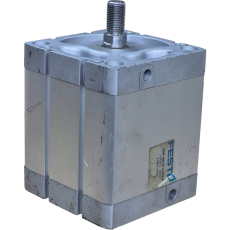 Cilindro pneumático ADN-100-67-A-PPS-A 536372 100X67 - FESTO seminovo Cilindro pneumático ADN-100-67-A-PPS-A 536372 100X67 - FESTO seminovo