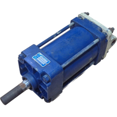 Cilindro pneumático com acessório - KGF reformado