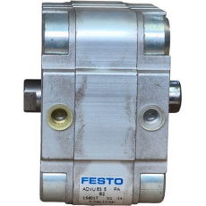 Cilindro pneumático ADVU-63-5-PA-S2 156017 63X5 - FESTO seminovo