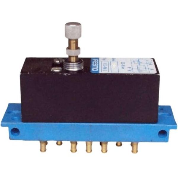 3/2 vias, conexão PK-3, acionamento pneumático / retorno mola, pressão 8bar