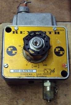 Pressostato REXROTH HED2OA22B/200 usado