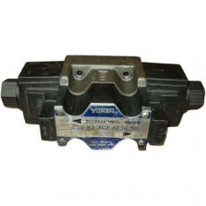 Válvula direcional YUKEN DSG033C2 A220 50 usada