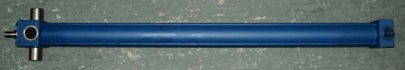 marca: Rexroth <br />
modelo: CD70R40/18-600,0Z11/13HBUM1-1A <br />
estado: novo