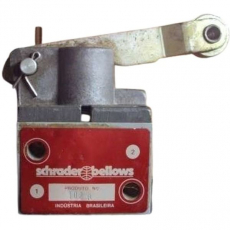 Válvula pneumática 102R - SCHRADER BELLOWS usada