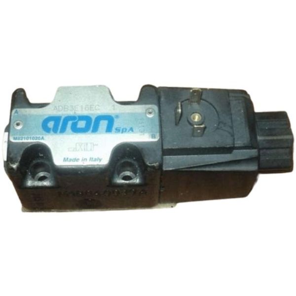 marca: Aron <br />
modelo: ADB3E16EC <br />
estado: nunca foi utilizada