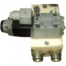 Válvula direcional REXROTH 4WEH16EA50/6AW110-60NEZ4 usada
