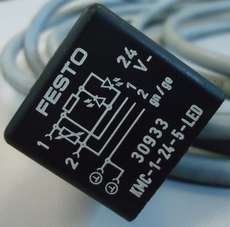 Cabo com conector KMC-1-24-5-LED - FESTO usado