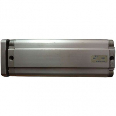 Cilindro pneumático ADVUL-63-180-P-A 156207 63X180 - FESTO seminovo