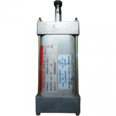 Cilindro pneumático 82E401410004 - DESTACO usado
