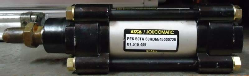 diâmetro 50mm, curso 50mm, pressão máxima 10bar,  norma ISO 15552, amortecimento ajustável nas duas extremidades, temperatura -20~70oC, meios ar / gás neutro, com tirantes