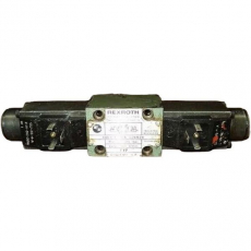Válvula direcional 4WE6E51/AG24NZ4 - REXROTH usada