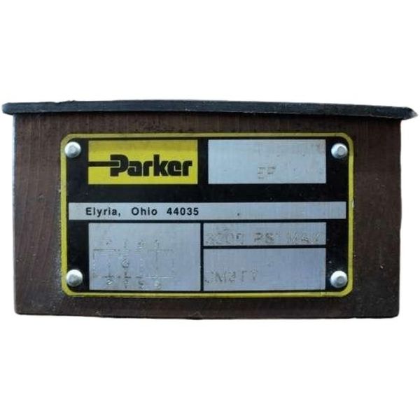 marca: Parker <br/>
modelo: EFCM3TT 3000PSI <br />
estado: usada