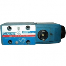 Válvula proporcional de pressão KCG3100DZMUHL110 - VICKERS usada Válvula proporcional de pressão KCG3100DZMUHL110 - VICKERS usada