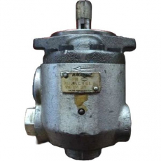 Bomba de engrenagem PFR-2.05-C-9-GLM - RACINE usada