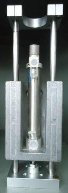 Cilindro pneumático com guia DSNU-20-80-PPVAV 183661 20X80 - FESTO seminovo