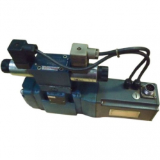 Válvula direcional proporcional 4WRAP6W70230G24K4M - REXROTH usada
