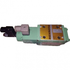 Válvula direcional proporcional 4WRE10EA641024Z4M - REXROTH usada