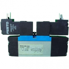 Válvula pneumática MN2H-5/3E-D-02 161098 - FESTO usada