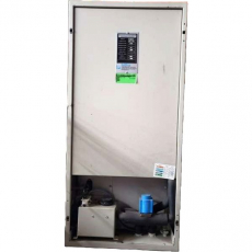 Trocador de calor ar/água para painéis elétricos UNIKLIMA KLW1000 usado