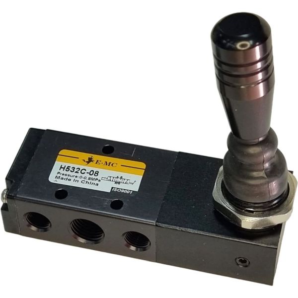 5/3 vias, conexão 1/4, acionamento manual, centro fechado, lubrificação não é necessária, pressão de trabalho  0~0.8MPa, temperatura de trabalho -5...60oC, vedações NBR 